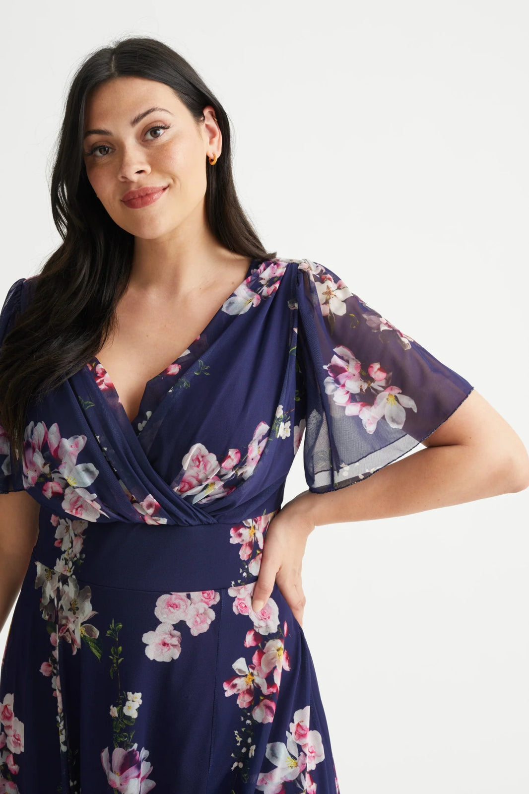 Isabelle Float Sleeve Maxi Dress in Navy Floral - Curvy Chic Boutique