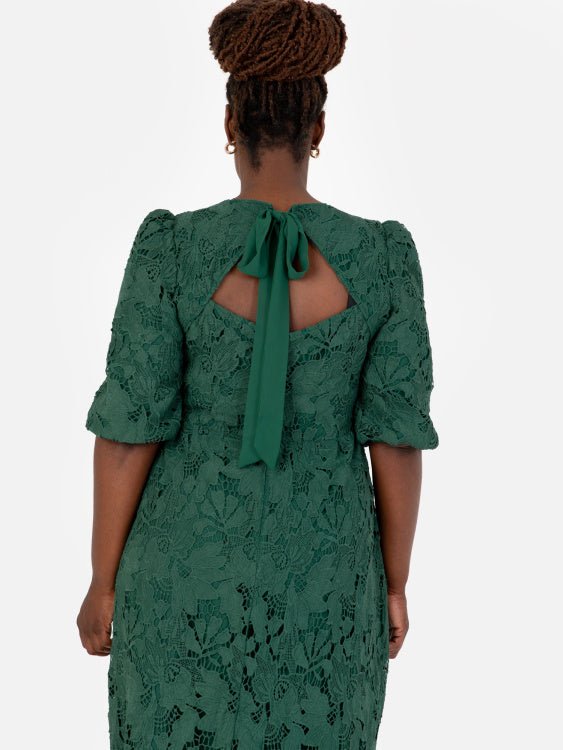 Maya Pus Size Emerald Floral Lace Tie-Back Midaxi Dress - Curvy Chic Boutique